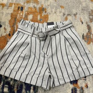 NWT Linen striped belted high waist pleated women ladies new dress shorts sz 10